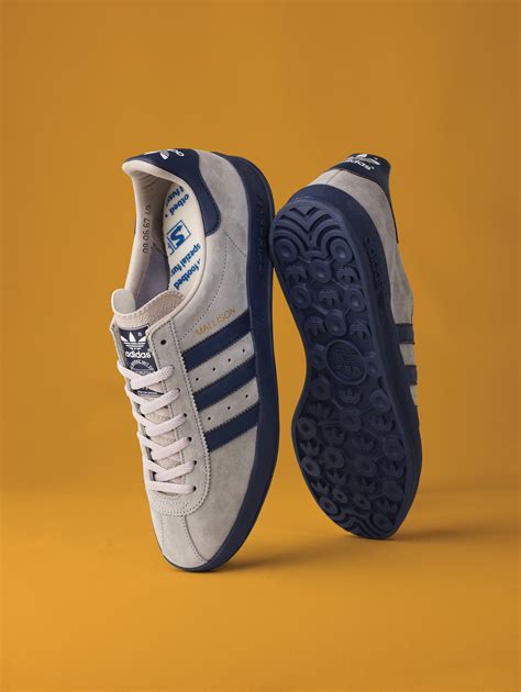 Adidas originals spezial shoes